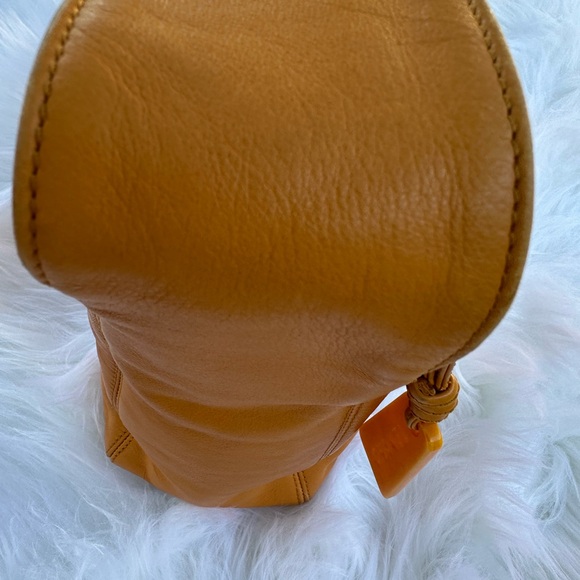 SOLD!!! COA Auth- Vintage Chanel Around 1998 Made “CC” Stitch Logo Charm Shoulde - Picture 10 of 14